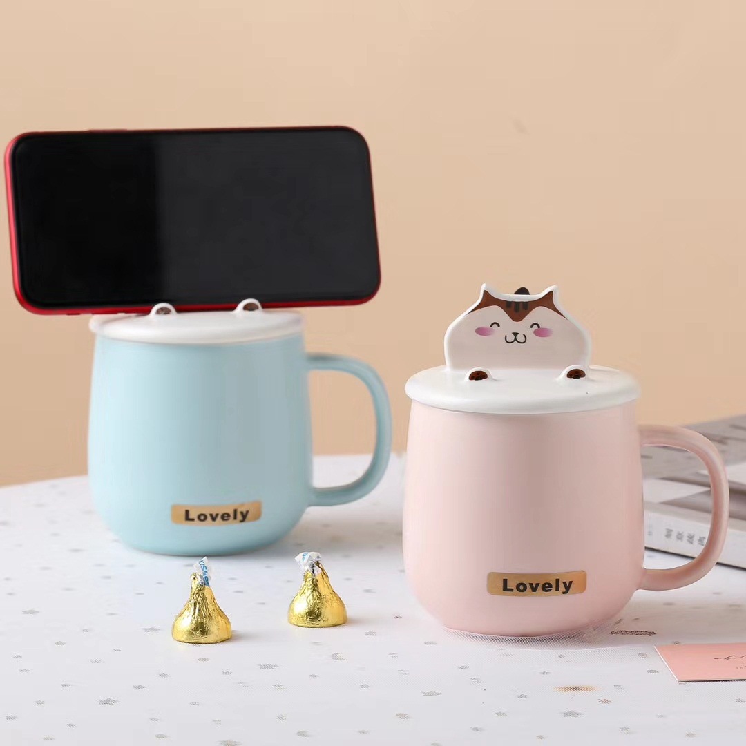 Personalidad creativa de dibujos animados ardilla tridimensional taza pequeña fresca lindo regalo taza de agua con tapa cuchara taza de café de cerámica