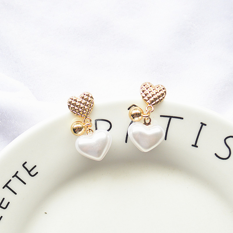 6g Weight No Inlaid Inlay Material Earrings Classification Housewarming, Anniversary, Business, Wedding, Travel, Birthday, Festival Occasion Alloy Material Geometric Pattern Women'S Gender Plating Design 925 Silver Needle Fashion Water Drop Full Diamond Fan-shaped Earrings 5