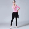 Fuchsia trousers with a round collar, J02