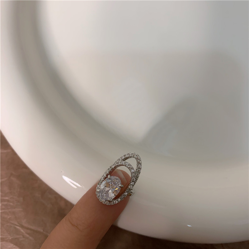 Elegant Geometric Metal Inlay Zircon Women's Rings display picture 2