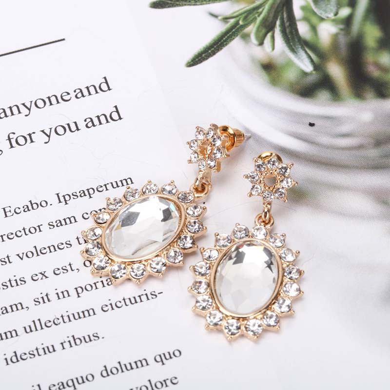 New Popular Korean Jewelry S925 Silver Needle Crystal Earrings Stud Earrings Wholesale Nihaojewelry display picture 8