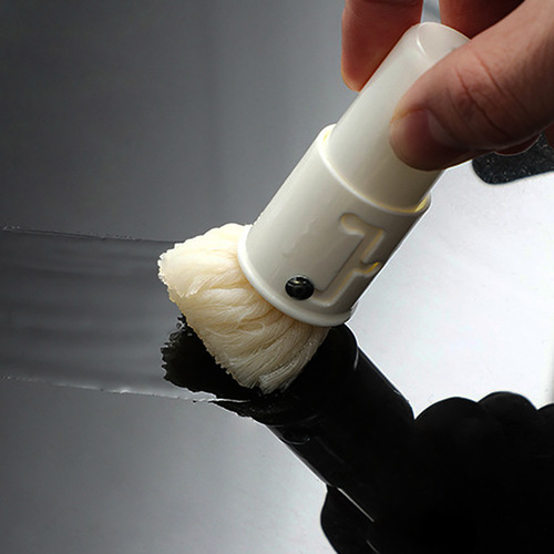 Japanese oil brush with bottle kitchen baking pancake oil brush household high temperature resistant barbecue brush oil with oil bottle hair brush