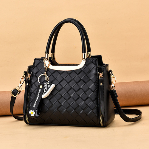 2020 new style women's bag Korean trendy shoulder bag fashionable popular internet celebrity woven crossbody handbag
