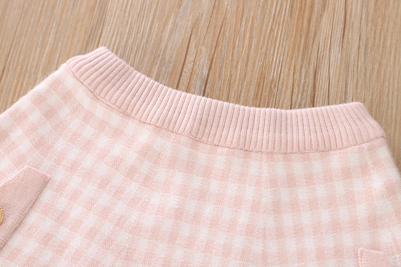Girls' Small Fragrant Plaid 3-8 Wooden Ear Collar Knitted Cardigan Sweater Half Skirt Two piece Set_voghion.com