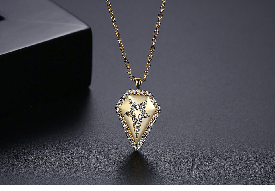 Fashion New Simple Copper Inlaid Zircon Necklace display picture 4