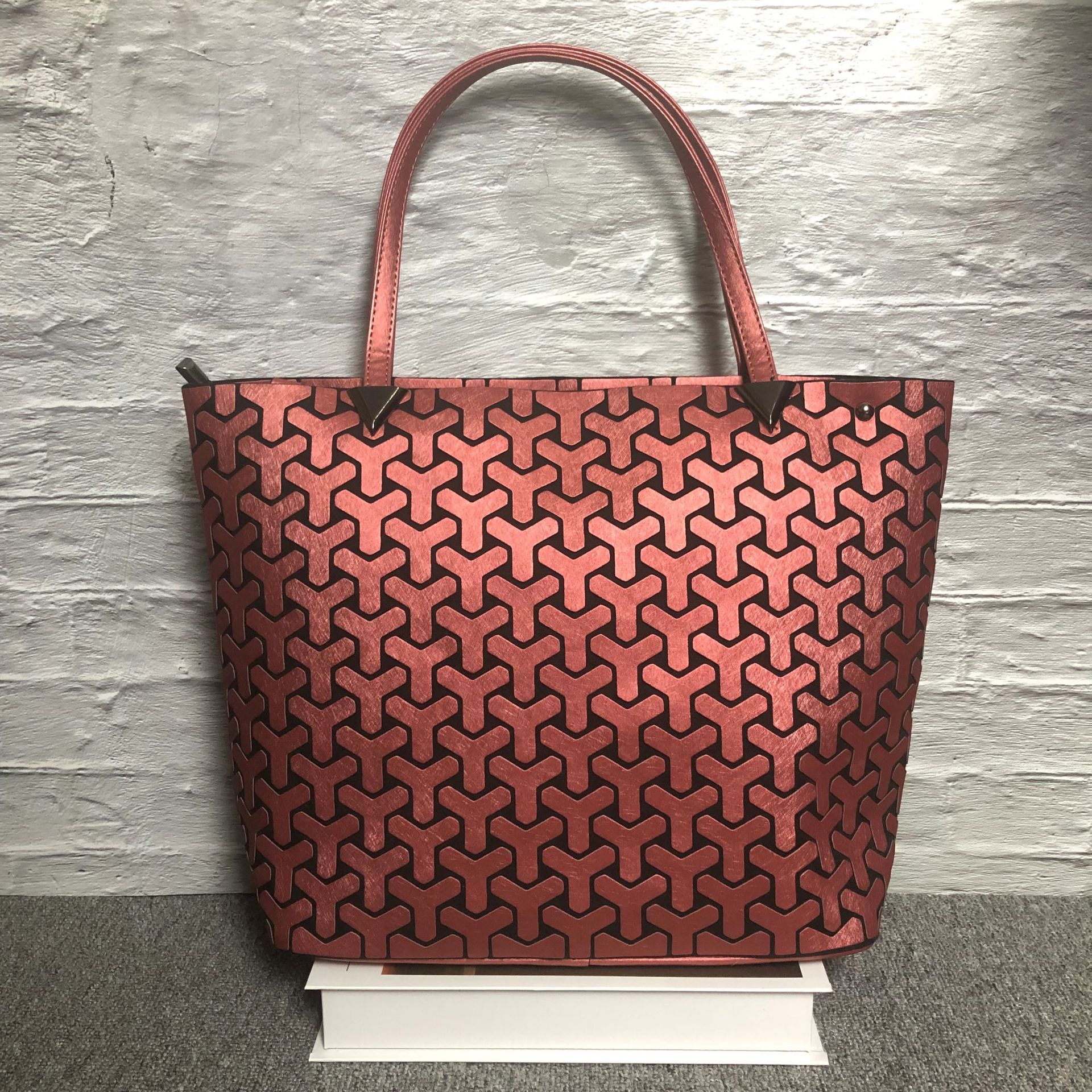 Women's Silk Bucket Bag Geometric Shoulder Handbag For Women_voghion.com