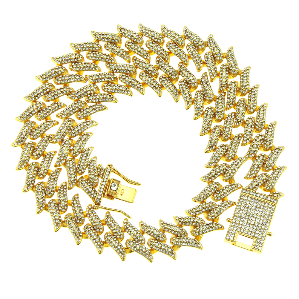 Dreireihige Diamantförmige Rautenförmige Dornen Herren Drachen Bart Schnalle Halskette Armband display picture 1