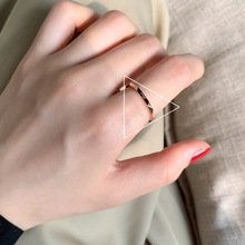 不规则设计love字母元素钛钢戒指女ins潮时尚个性食指戒