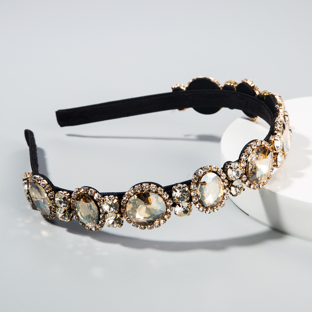 Korea&#39;s New Fashion Baroque Style Super Flash Inlaid Color Diamond Fine Edge Cheap Headband Wholesale display picture 3