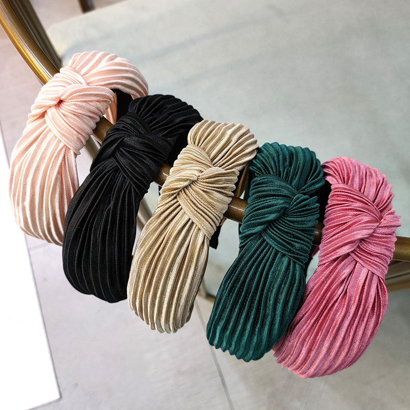 Korean New Candy-colored Pleated Knotted Headband Solid Color Fabric Headband Wave Hair Accessories Ladies Wholesale Nihaojewelry display picture 2