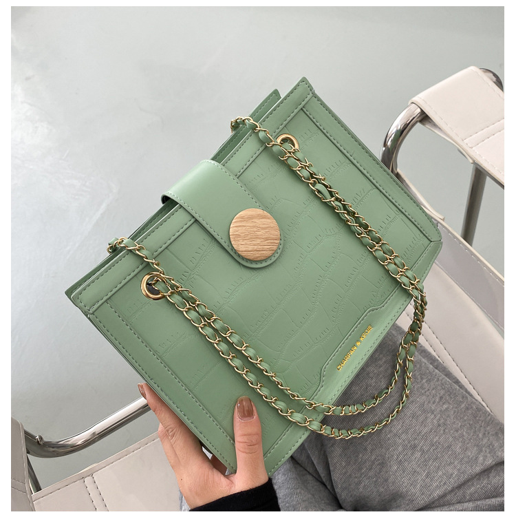 New  Trend Korean Fashion Chain Shoulder Wild Messenger Women's Small Square Bag display picture 39