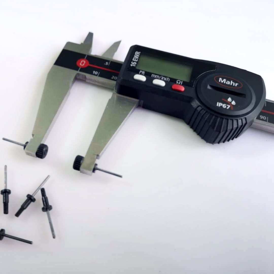 多功能防水防尘数显卡尺0-300mm德国马尔非标测深槽检具可换测头