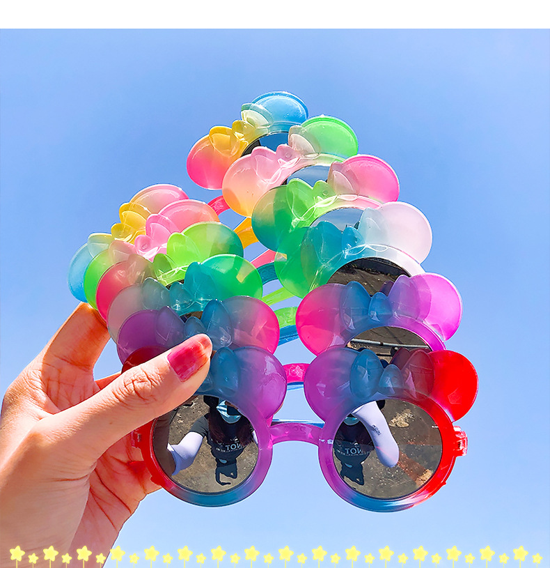 Children's Sunglasses Anti-ultraviolet Personality Glasses Polarized Sunglasses Baby Cartoon Toy Visor Mirror Wholesale Nihaojewelry display picture 6