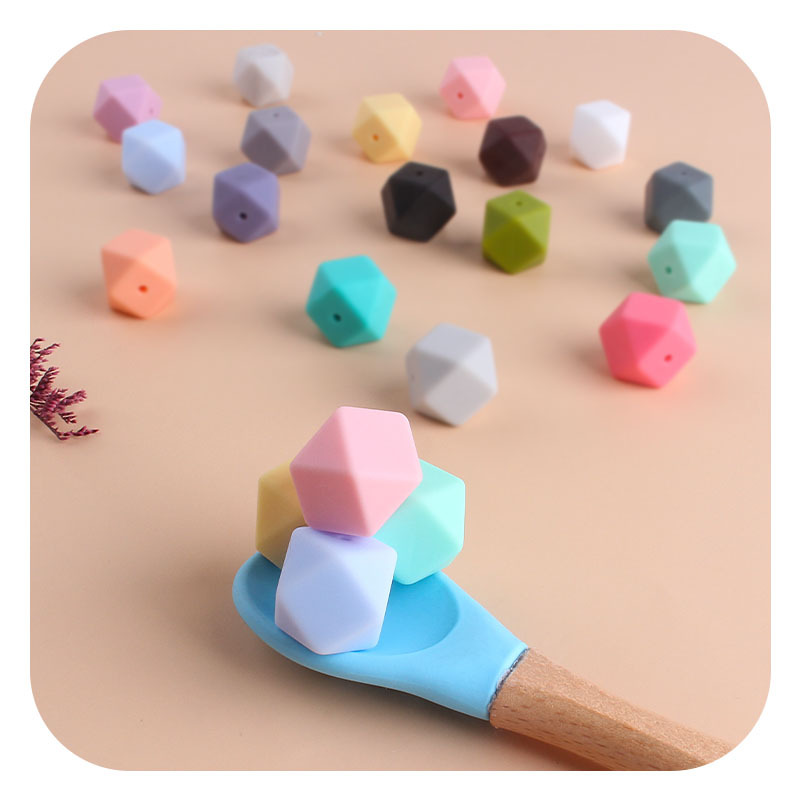 17mm cuentas de silicona octogonal molar juguetes suministros del bebé DIY teether pulsera collar cadena chupete accesorios la joyería