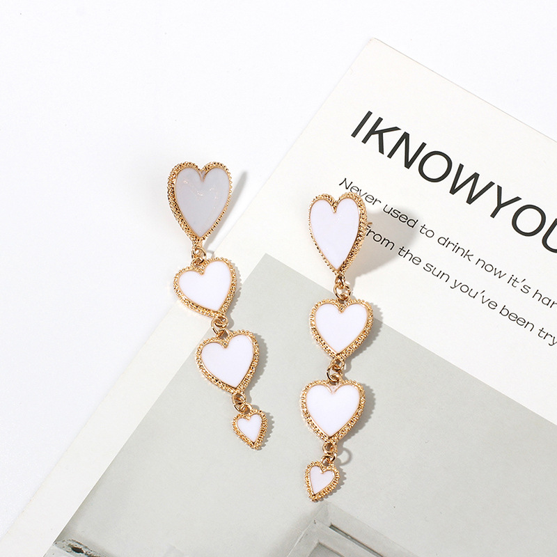 19g Weight Earrings, Ear Studs Classification Wedding, Travel Occasion Alloy Material Heart Pattern Women'S Gender Fashion Style White, Red, Black Color Fashion Heart Alloy Drop Earrings 7