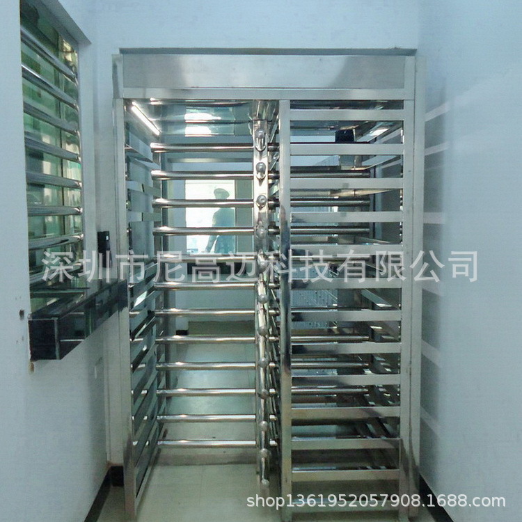 上海监狱转闸门十字滚闸门栅栏无锡火车站人流控制手动旋转门批发