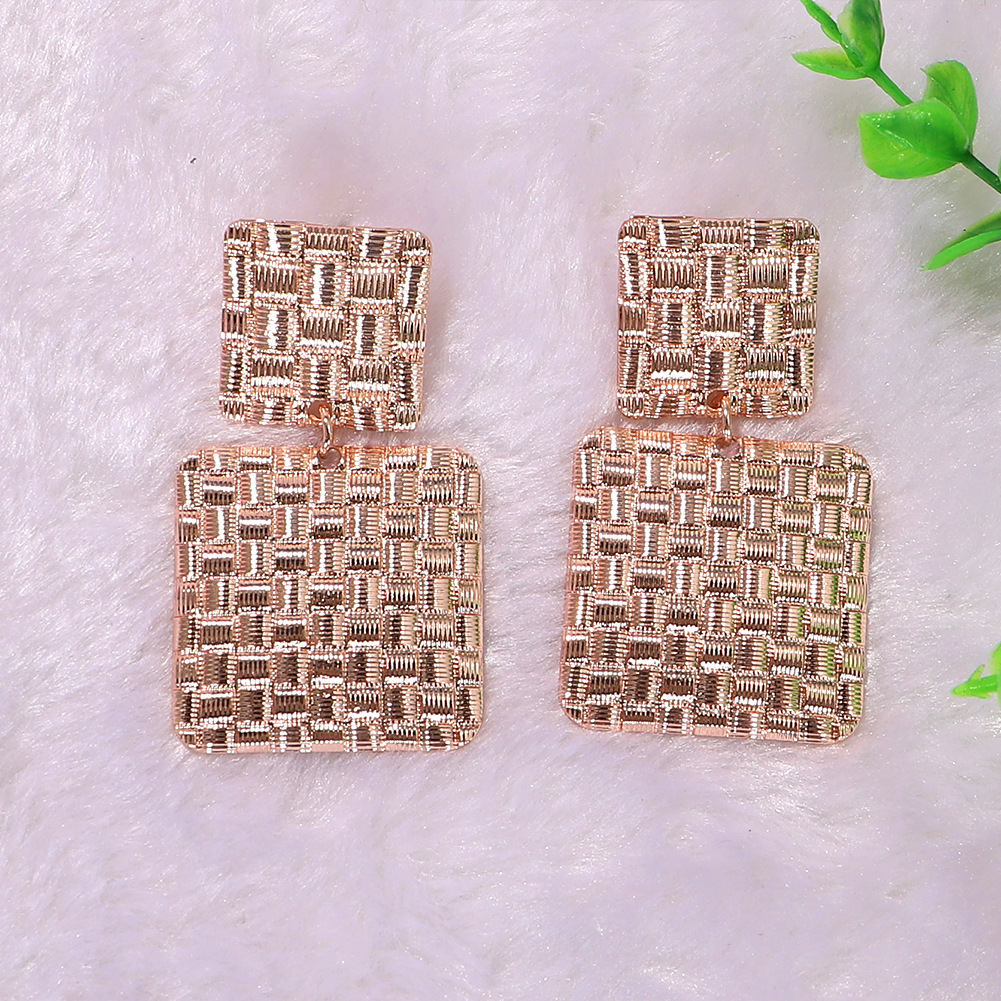 Texture Square Metal Maze Pattern Earrings Bumpy Punk Simple Geometric Earrings Wholesale Nihaojewelry display picture 10