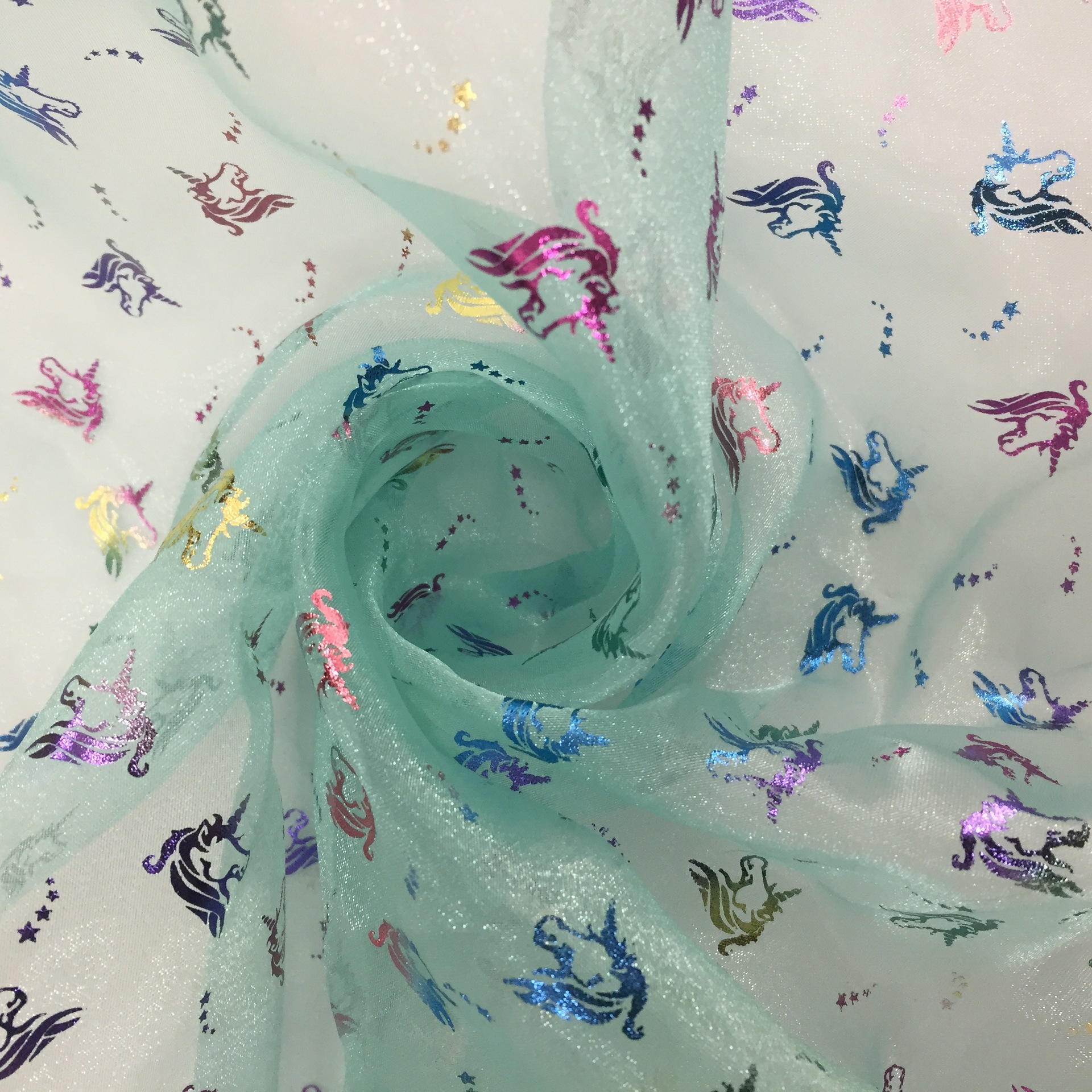 HLTJ10   七彩烫   七彩蝴蝶独角兽花型   三股纱  厂家销售