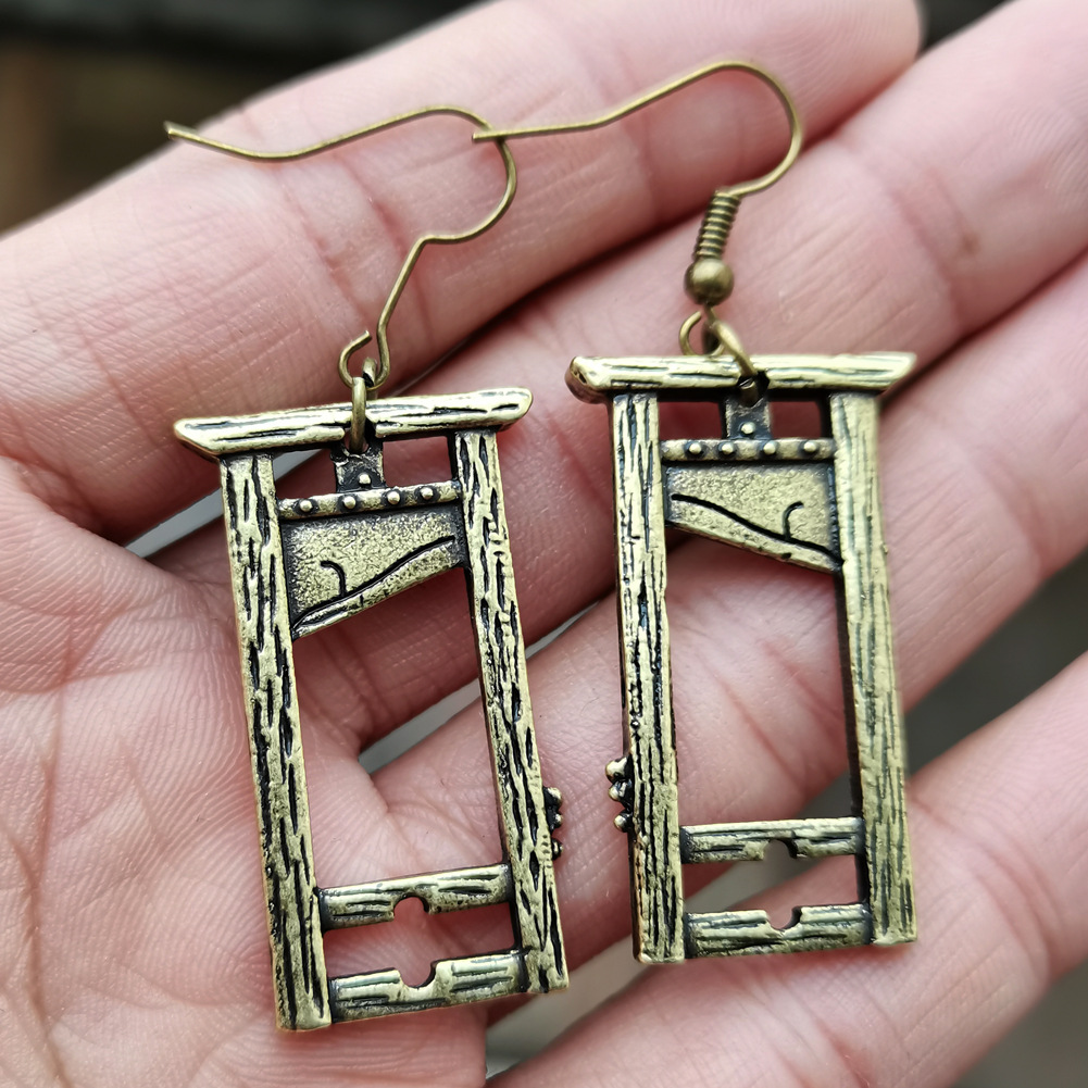 Gothic Earrings Image 1