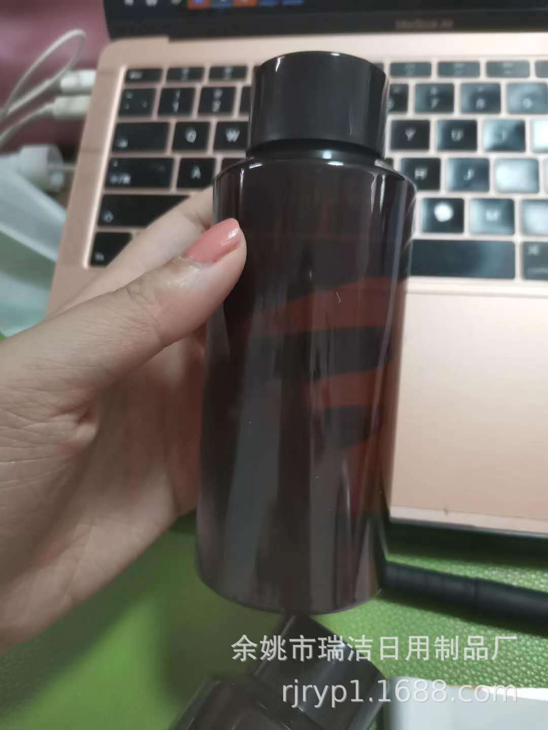 200 平肩斜肩PET塑料瓶化妆水分装瓶清洁水瓶现货分装瓶