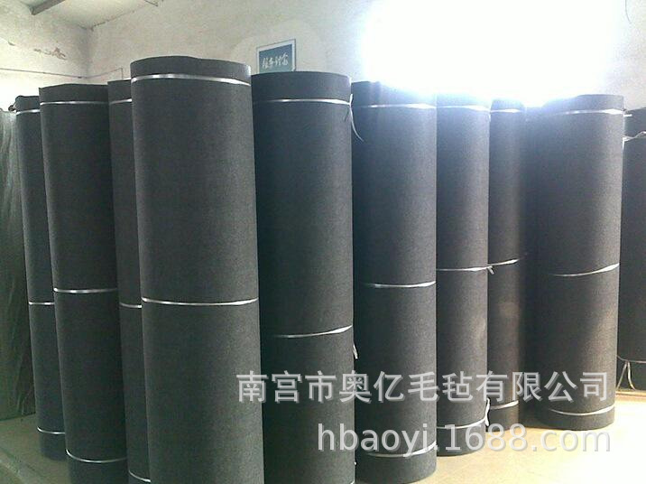 2米宽黑色加硬毛毡     黑色切割台毛毡     玻璃切割机毛毡台布