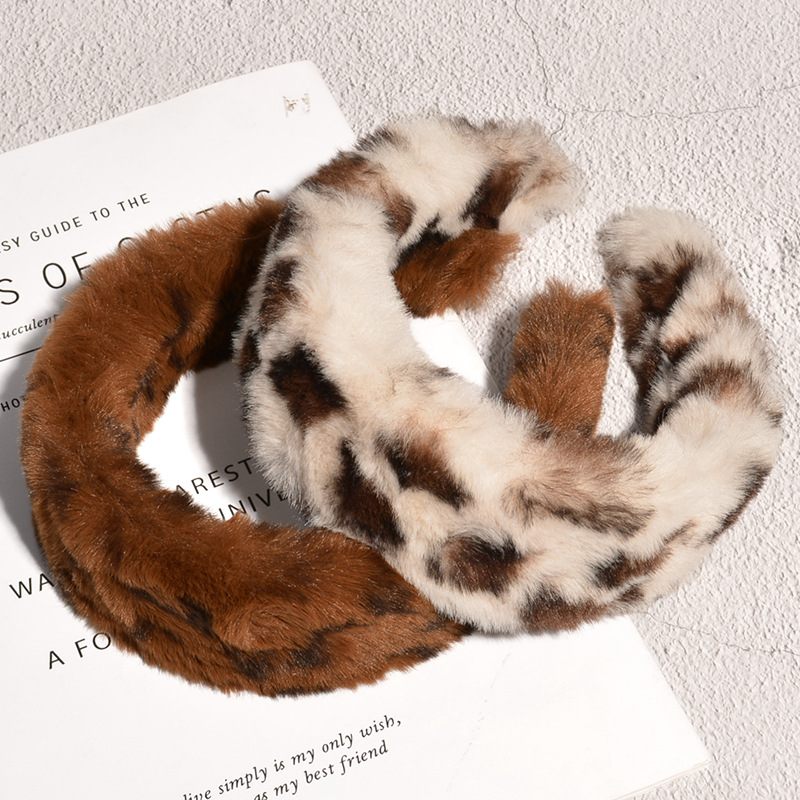 Leopard Print Retro Plush Headband display picture 2