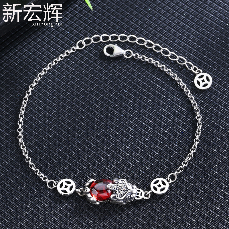 Retro Fashion Garnet Pixiu Bracelet Fema...