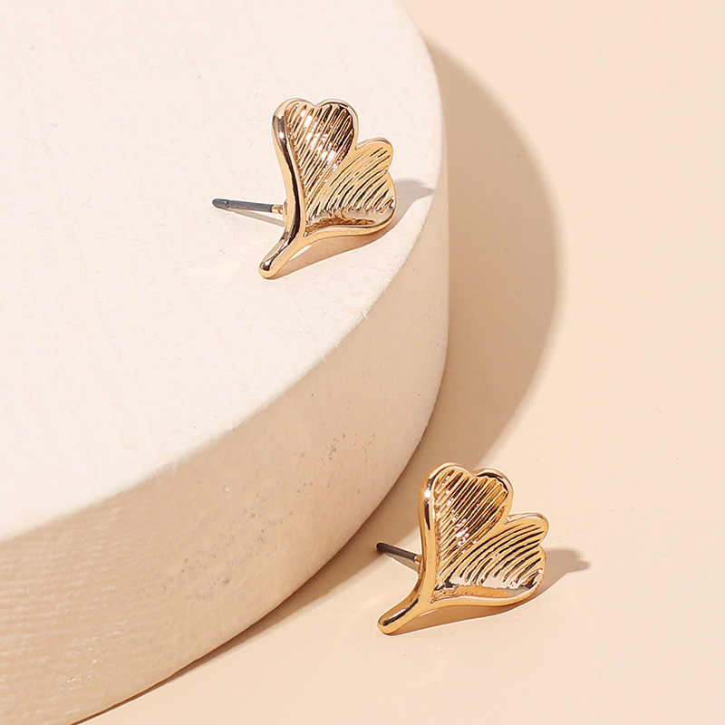 3g Weight Earrings, Ear Studs Classification Wedding, Travel Occasion Women'S Gender INS Style, Vintage Style Style Gold, Silver Color Fashion Irregular Fishtail Earrings 4