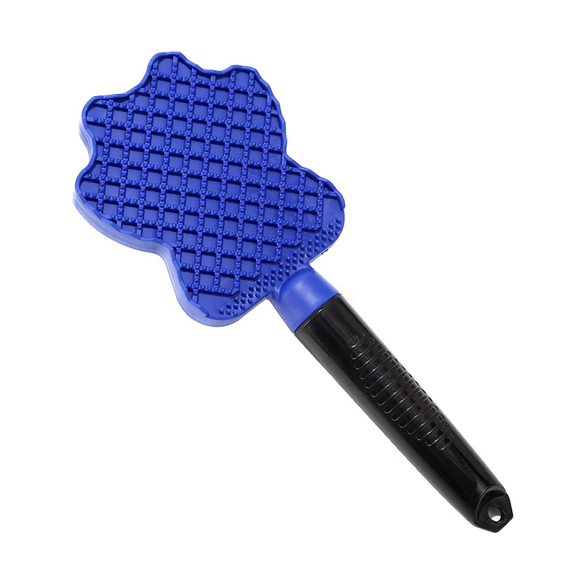 Suministros para mascotas nuevo tres en uno de silicona cepillo de baño para mascotas depilación cepillo para mascotas perro cepillo de baño en stock