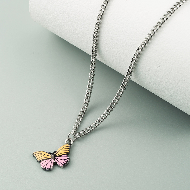 Korea Butterfly Necklace Fashion Color Butterfly Necklace Alloy Dripping Color Matching Temperament Hip Hop Clavicle Chain display picture 5