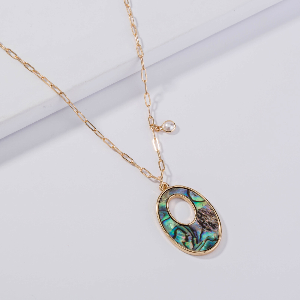 Fashion Oval Color Abalone Shell Alloy Necklace Wholesale display picture 1