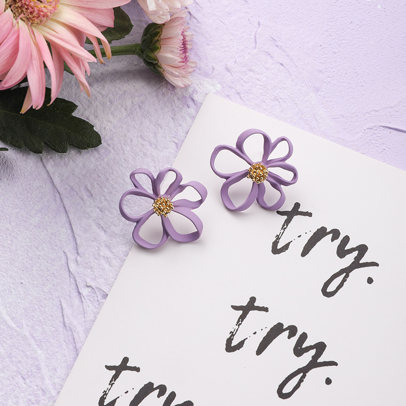 Fashion 925 Silver Needle Earrings Yiwu Nihaojewelry Wholesale New Purple Simple Earrings Korean Flower Earrings display picture 8