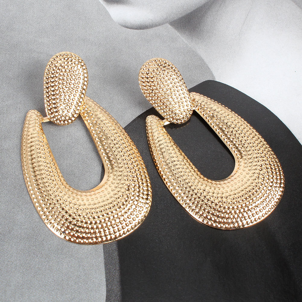 Fashion Alloy Earrings Exaggerated Texture Geometric Drop Earrings Wholesale Nihaojewelry display picture 2