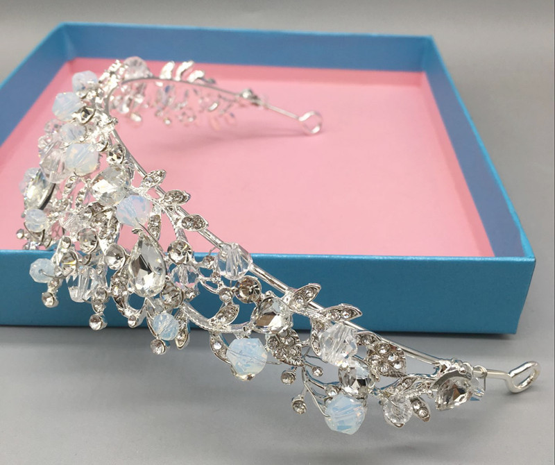 170g Weight Crown Hair Accessories Type 1 Piece Quantity Wedding, Engagement Occasion Alloy Material Crown Pattern All Seasons Season Women's Gender Plating Design Elegant, Streetwear Style Elegant Streetwear Women's Crown Alloy Plating Crown 4