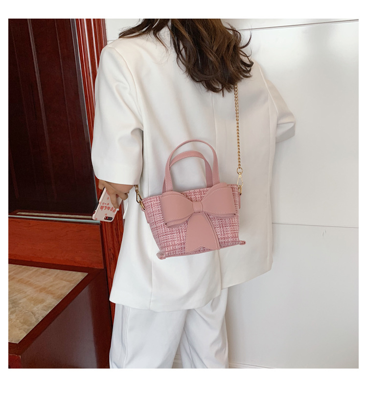 New Summer Fashion Bow-knot Plaid Korean Wild Woven Chain One-shoulder Messenger Handbag For Women display picture 34