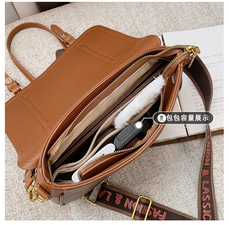 One-shoulder Fashion Large-capacity Bag display picture 18