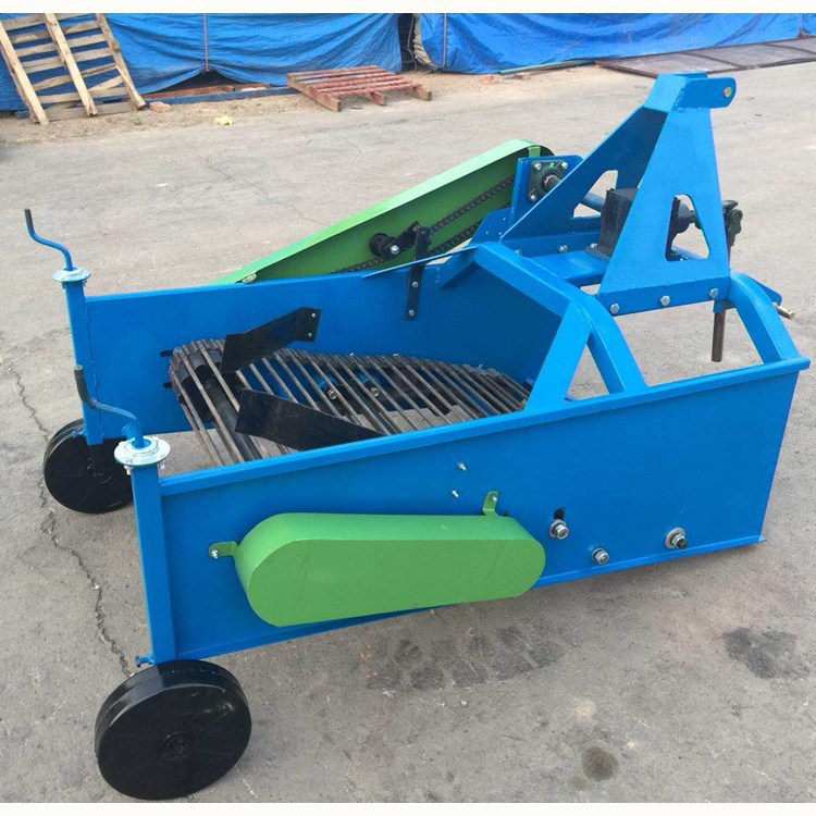 土豆收获机 四轮带挖洋芋地瓜机全自动红薯马铃薯收获机厂家