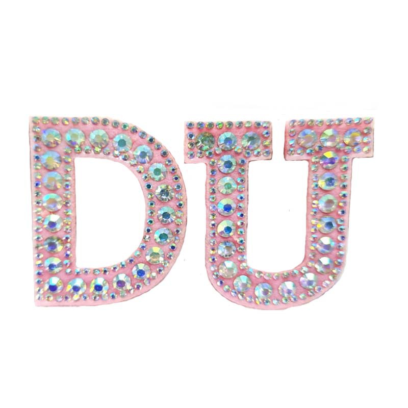 热销火爆时尚26个英文字母绣花章布标logo服装刺绣魔术贴