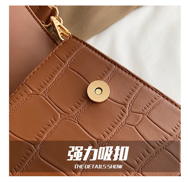 Small Pu Leather Fashion Square Bag Shoulder Bag display picture 13