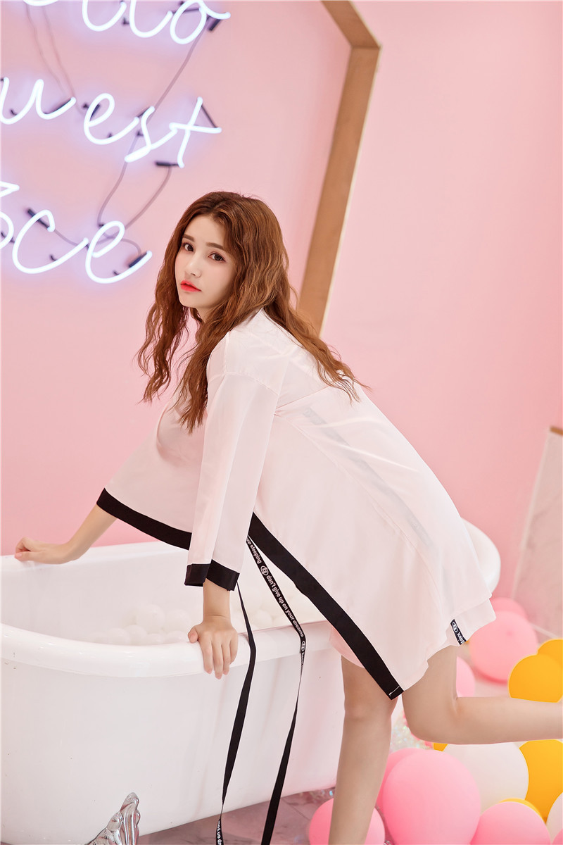 帮手描述图:睡衣女春秋七件套装性感条纹冰丝绸家居服宽松韩版薄