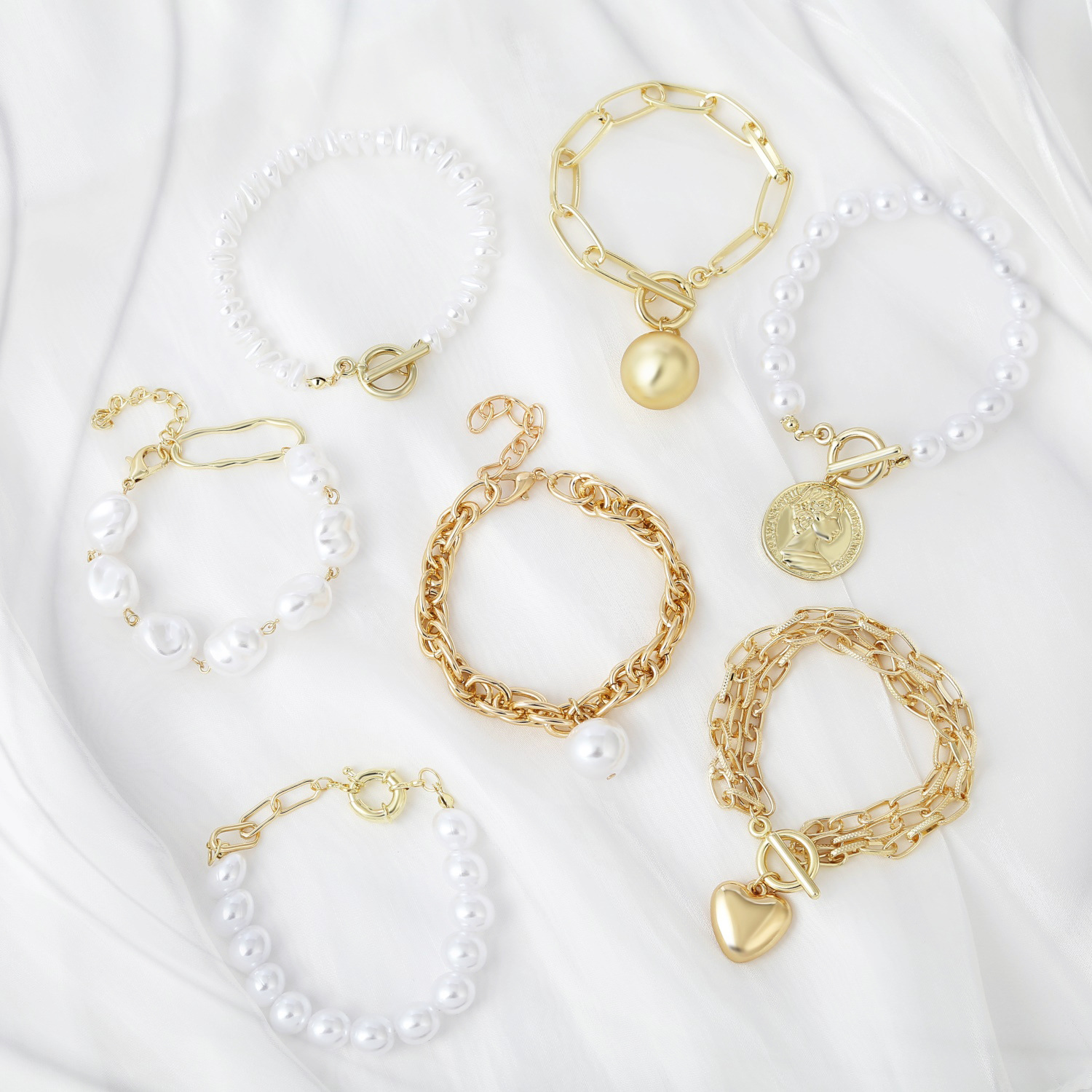 New minimalistic wild pearl Korean version of the bracelet female fashion bracelet INS small design popular jewelry bracelet