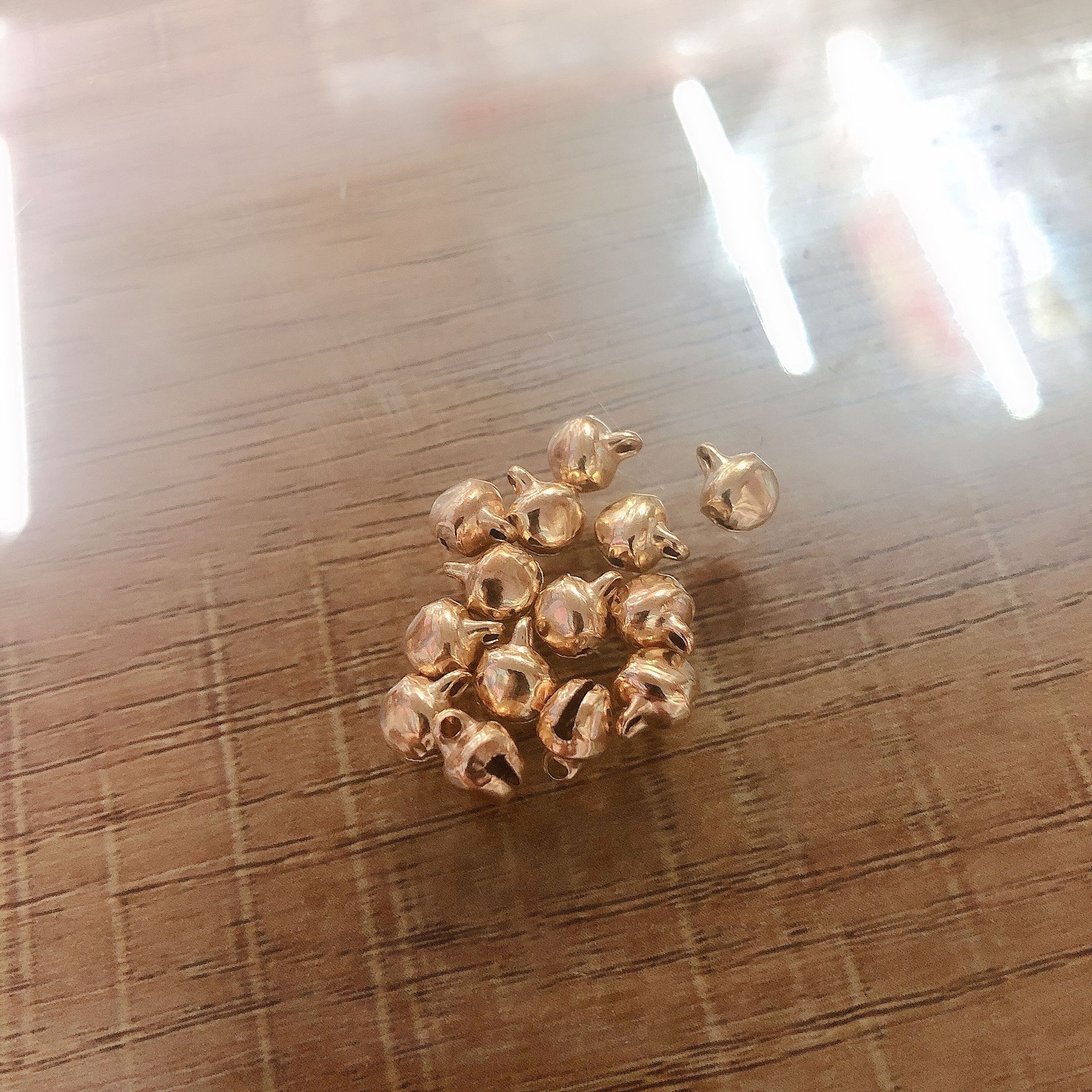 10AC15CF9BF29A2F1EEC551704727F