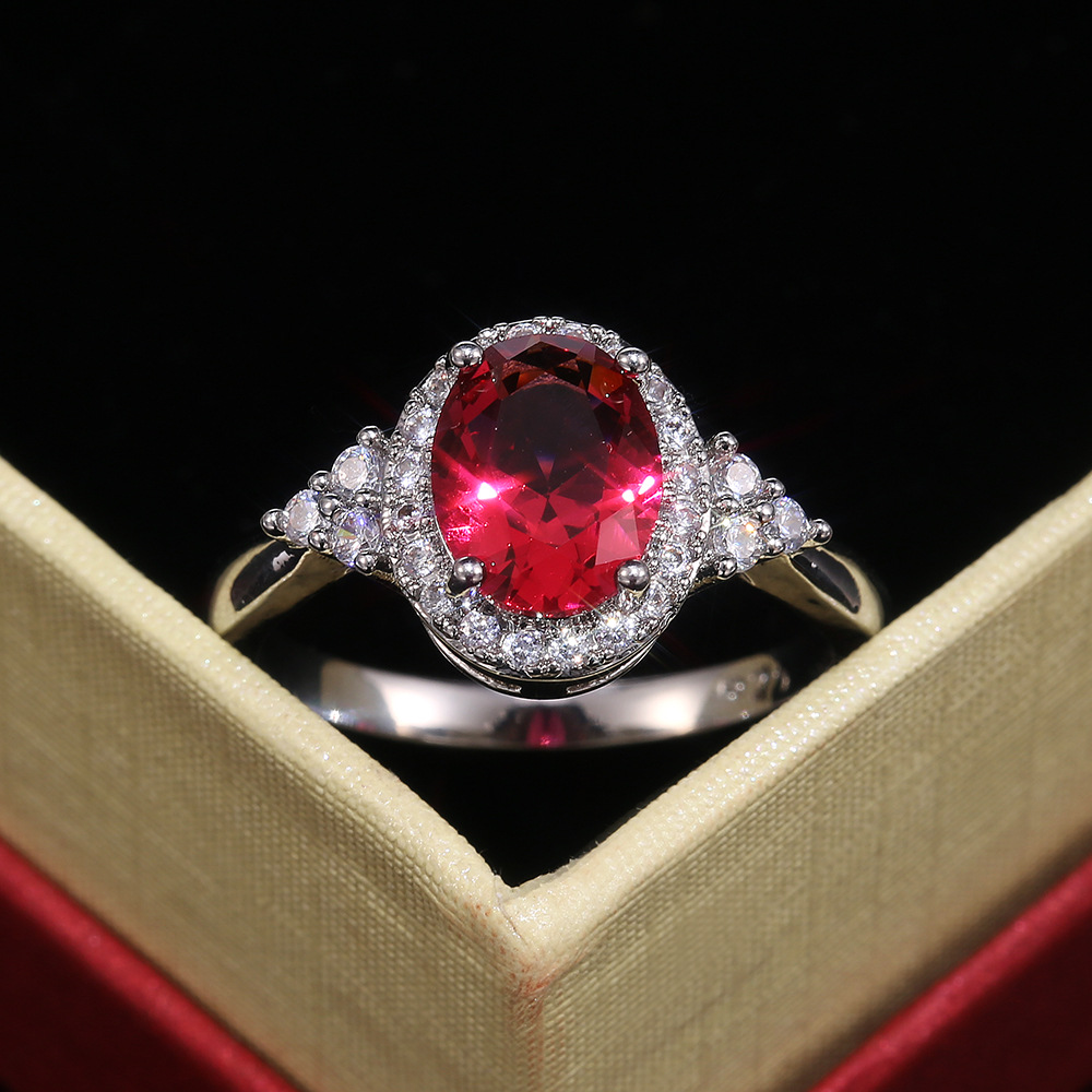 Bague Ovale En Zircon Rouge Incrusté De Cuivre De Mode Classique display picture 1