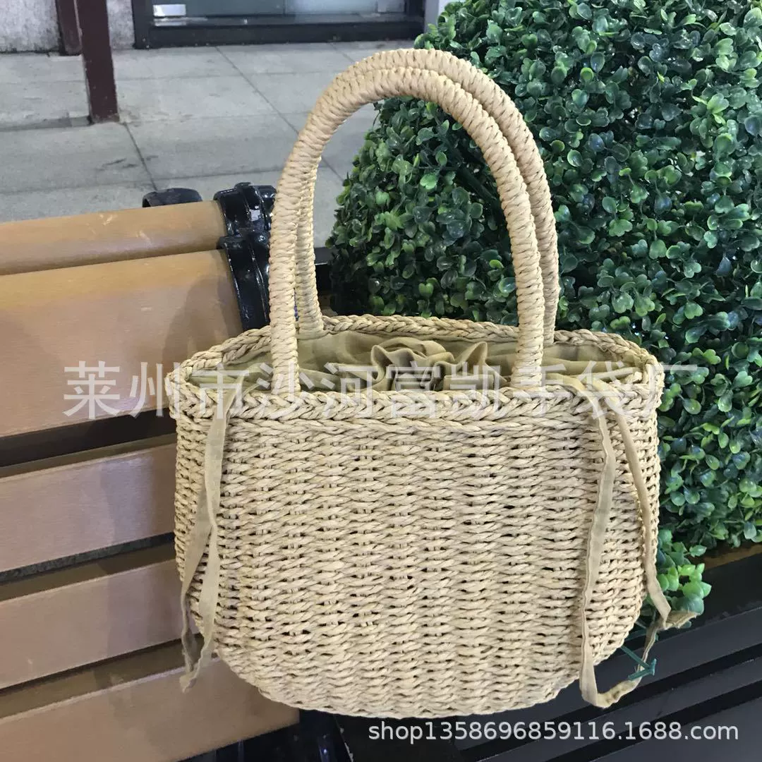Retro straw bag, beach basket for leisure, Mori