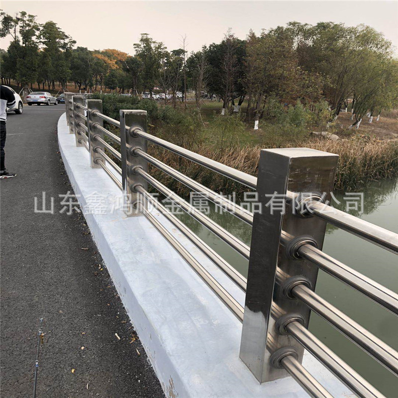 桥梁护栏 河道护栏 不锈钢桥梁护栏厂家定做景观桥梁护栏防撞护栏