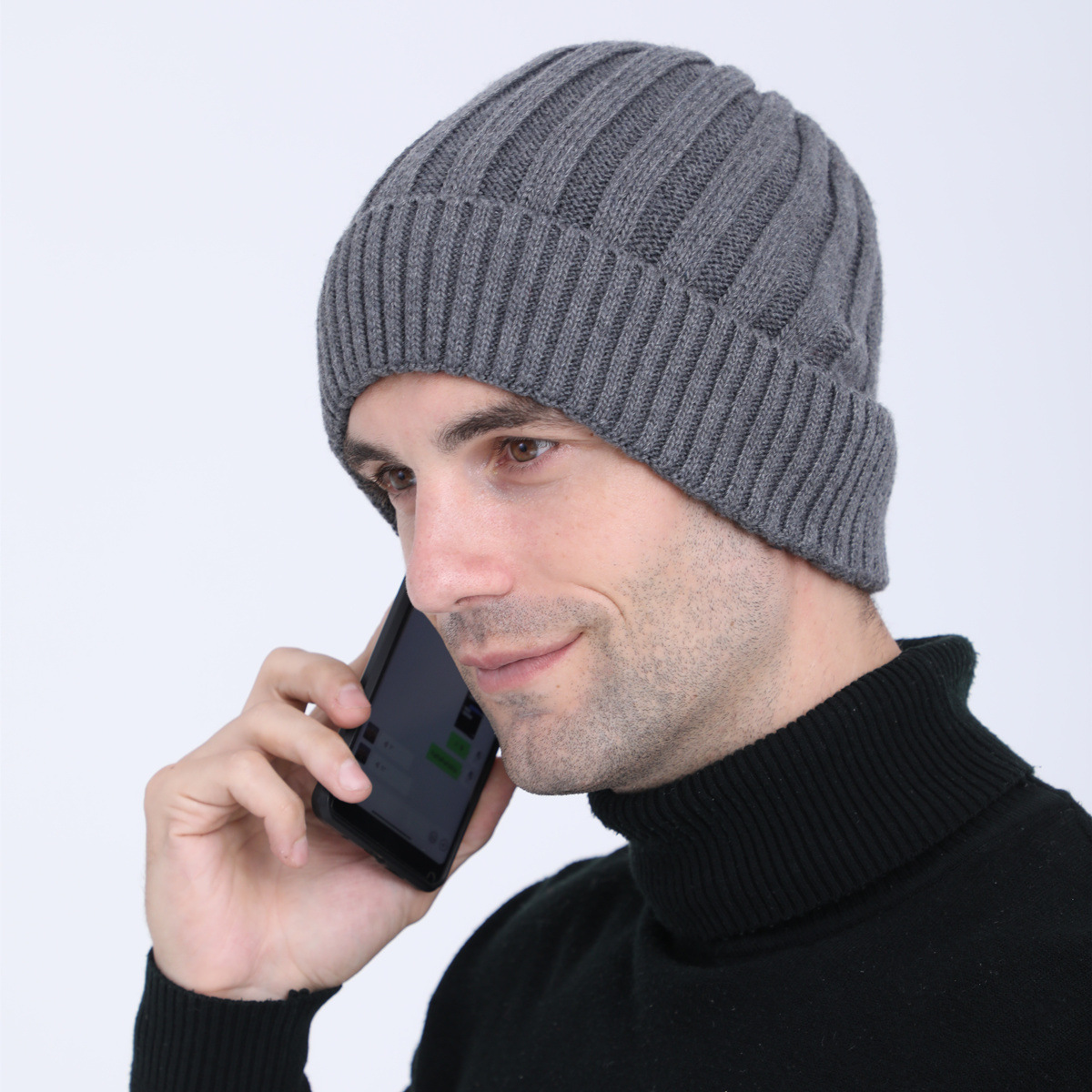 Berretto beanie in maglia di lana per uomo e donna_voghion.com