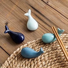 日式可愛小鯨魚筷子架筷子托 創意陶瓷鯨魚筷架筷拖酒店餐桌擺台