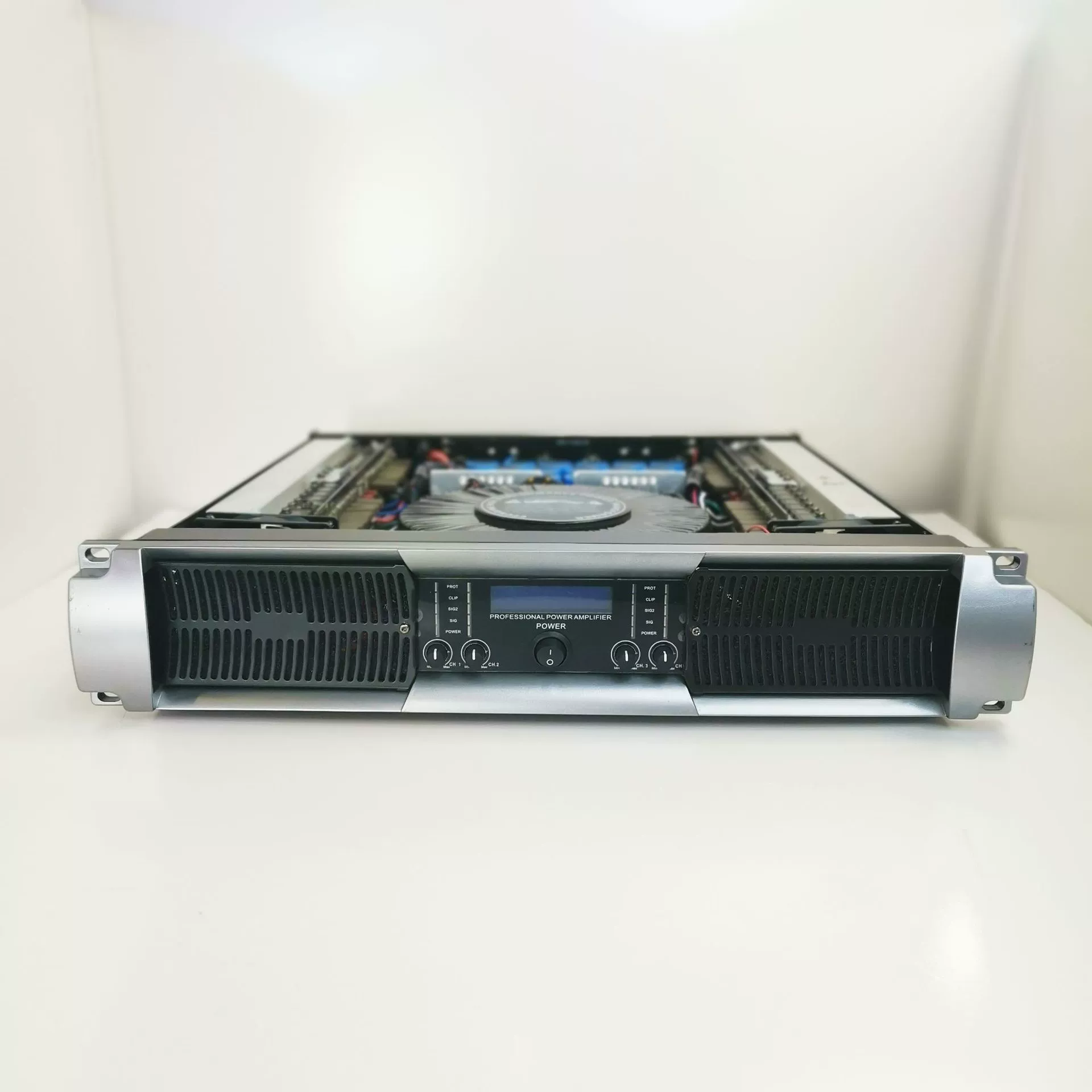 Professional pure post -level amplifier four channels 400W suitable for fixed installation conference room banquet hall multi -function hall