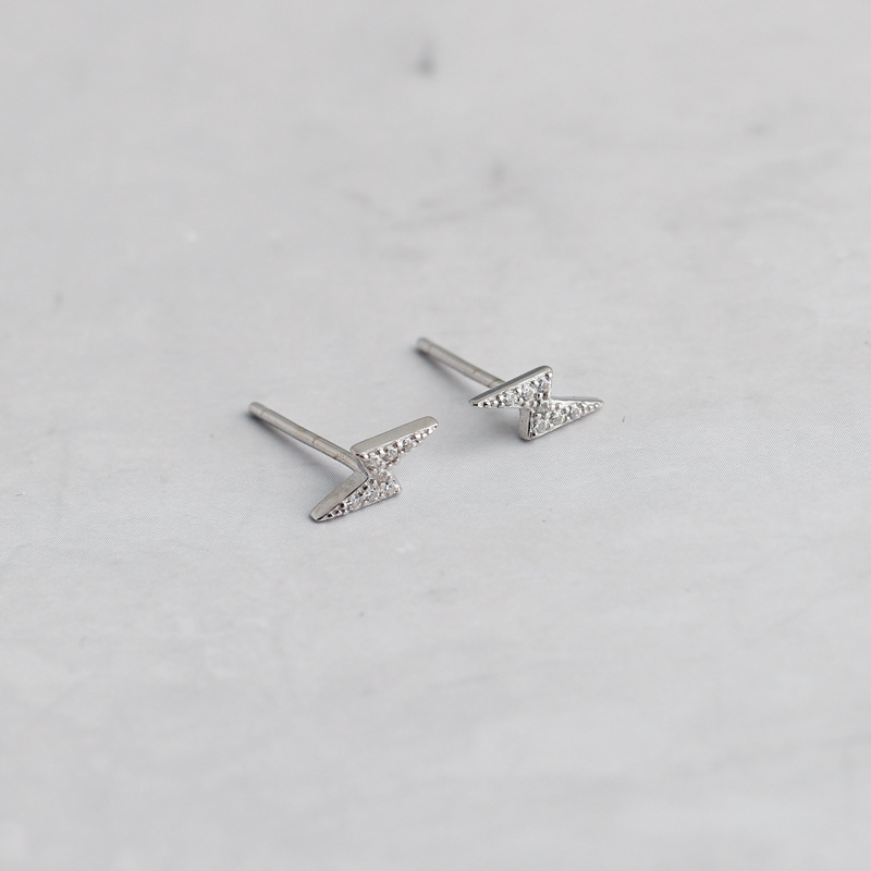 Simple Style Lightning Silver Inlay Zircon Ear Studs 1 Pair display picture 2