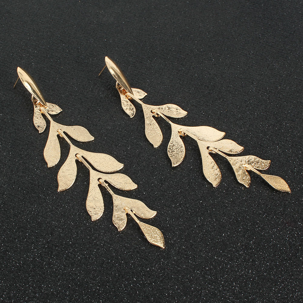 Retro Lady Fashion Leaves Iron No Inlaid Earrings display picture 2